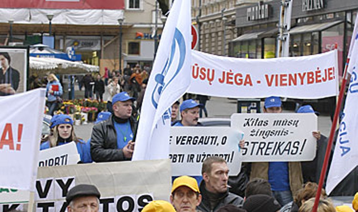 Vilniuje protestuoja darbuotojai