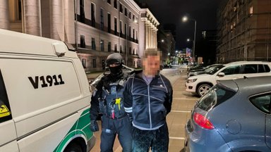 Nufilmuota policijos operacija Vilniuje – suduotas smūgis didelio kiekio narkotinių medžiagų platinimui