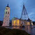 Vilniuje jau kyla kalėdinė eglutė
