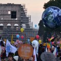 Istorinis įvykis: pritarta pasaulinei klimato sutarčiai