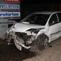 Šiurpi avarija Kaune: sumaitotų automobilių vairuotojai ir keleivė atsidūrė ligoninėje