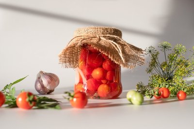 Sūdyti pomidorai