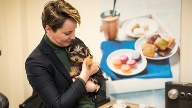 Ieva galvojo, kad niekada neturės šuns: už stebuklą gali padėkoti kolegoms
