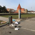 Pritrenkė vaizdas prie Kauno pilies: svarbioje miesto vietoje – tikras šiukšlių antplūdis