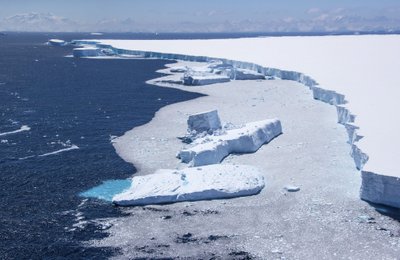Antarktida yr dar labai mažai išrytinėta, todėl mokslininkai nori ją apsaugoti.
