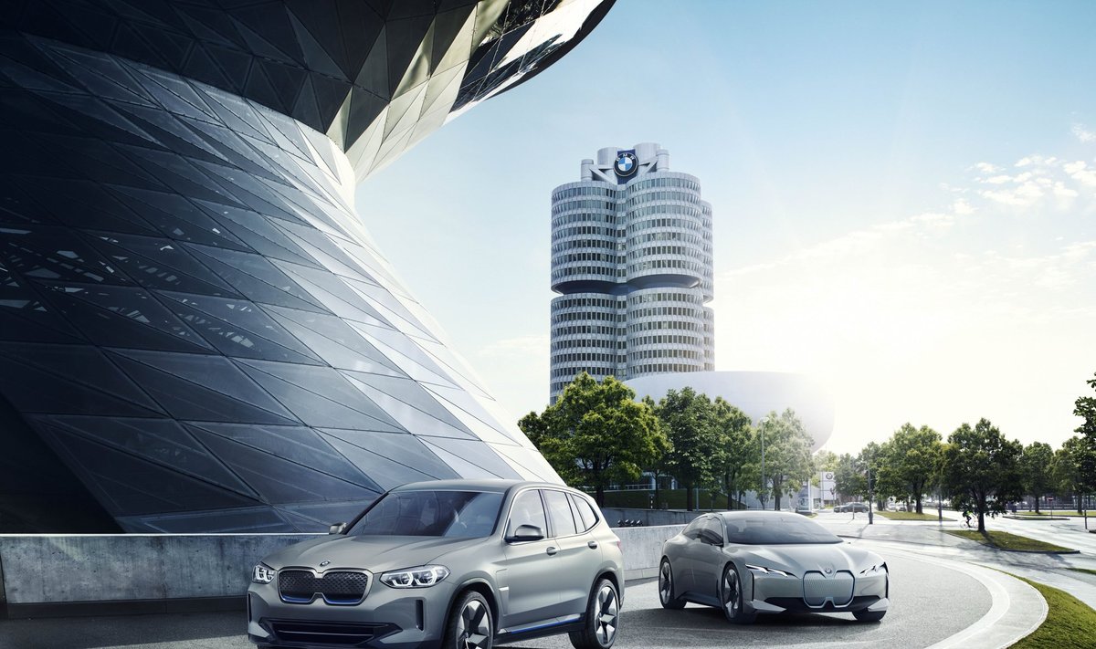 BMW rengiasi išleisti pirmą elektrinį visureigį