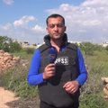 Nufilmuota: per oro antskrydį Sirijoje TV žurnalistui sunkiai sužalotas veidas
