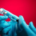 Skiepų priešininkai kartoja senus mitus ir išranda naujų: įsitikinę, kad vakcinos nuo gripo užkrėstos COVID-19