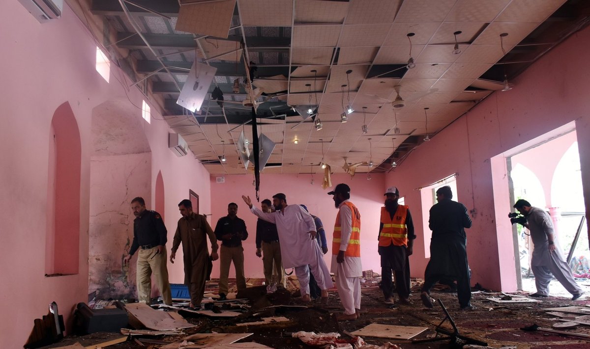 Pakistano pietvakariuose per sprogimą mečetėje žuvo žmogus, keliolika sužeisti