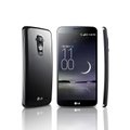 Lenktas LG telefonas ketina rungtis su geriausiais konkurentų gaminiais