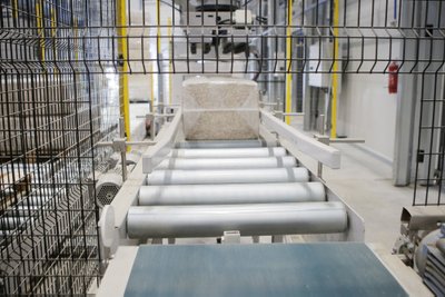 Kėdainių LEZ atidaryta kanapių perdirbimo gamykla