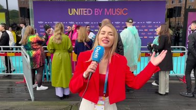 „Eurovizijos“ atidaryme – lietuvį favoritu laikantys konkurentai, maistu apsinuodijusi atlikėja ir viščiuko kostiumas
