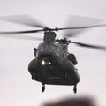 Estijoje nutūpė trys britų sraigtasparniai „Chinook“, Rumunijoje – Rusijos veiksmų stebėsena užsiimsiantys NATO orlaiviai