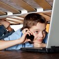 Kaip apsaugoti vaikus nuo interneto pavojų? Patarimai tėvams
