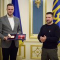 Ландсбергису вручена государственная награда Украины