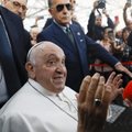 Popiežius Pranciškus po operacijos išvyko iš ligoninės