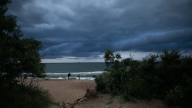 Dėl stichinės audros neįvyks Lietuvos paplūdimio futbolo taurės turnyras