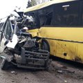 ФОТО, ВИДЕО: Под Тверью столкнулись "в лоб" автобус и маршрутка. Погибли 13 человек