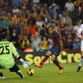 Sekmadienio futbolo desertas: Ispanijoje santykius aiškinsis „Real“ ir „Barcelona“