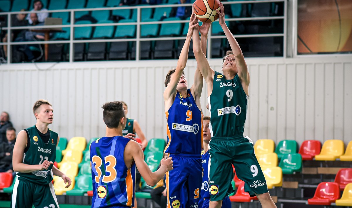 Moksleivių krepšinio lyga (Foto: Linas Šilkaitis)
