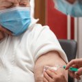 Imunologas Strioga aptarė visas vakcinas nuo koronaviruso: į vieną iš jų imunitetas reaguos audringai