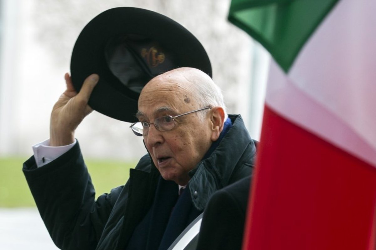 Il presidente della Repubblica italiana si è dimesso – Delfi