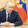 Putinas ataką prieš Krymo tiltą pavadino „teroristine“: žada atsaką