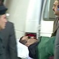 H.Mubarakas į teismo salę vėl atgabentas neštuvuose
