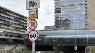 Įspėjami vairuotojai Vilniuje: Geležinio Vilko tunelyje pradėti testuoti nauji greičio matuokliai