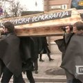 Vilniuje vyko „demokratijos laidotuvės“