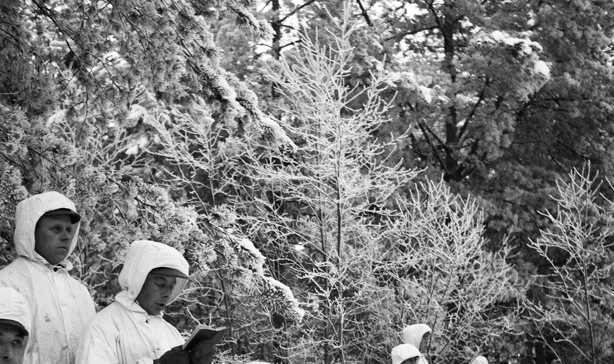 Knygos „Baltoji mirtis. Suomis Simo Häyhä – žymiausias visų laikų snaiperis“ nuotraukos