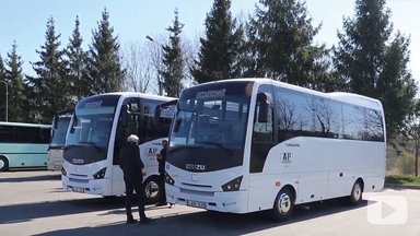 Ukmergėje – du nauji autobusai