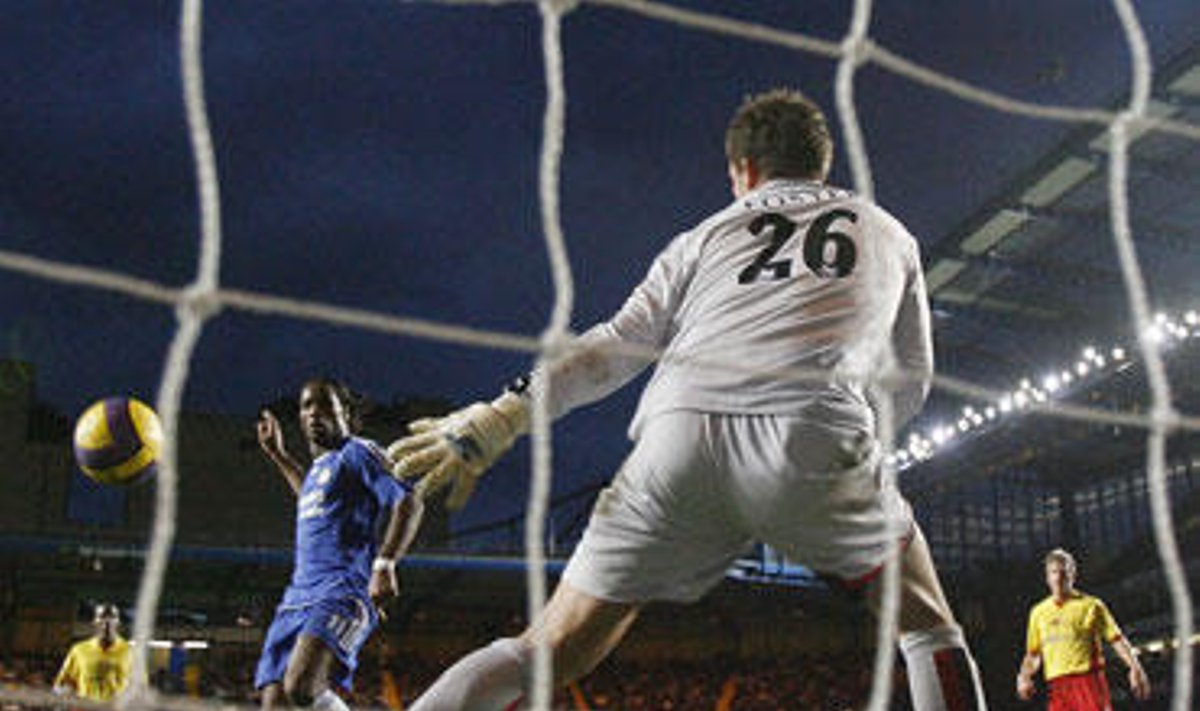 Didier Drogba ("Chelsea") pelno savo 3 įvartį per Anglijos čempionato runtgtynes Chelsea" -"Watford" (4:0), lapkričio 11, 2006.