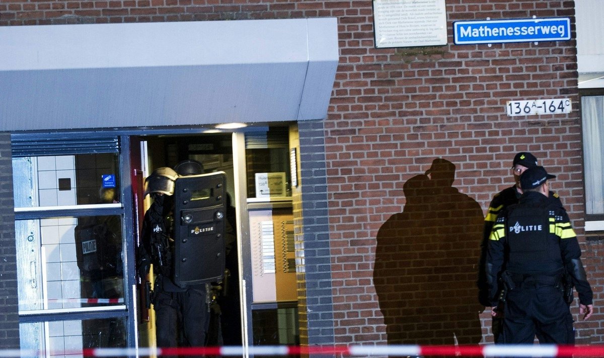 Nyderlanduose areštuotas vyras, įtariamas ryšiais su teroristais