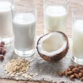 Dietologės verdiktas, ar augalinis gėrimas tikrai sveikesnis už įprastą pieną