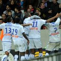 Prancūzijos futbolo lygos taurės turnyre staigmenas pateikė antros lygos „Auxerre“ ir „Troyes“ klubai