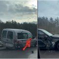 Pranešama apie avariją Vilniaus Vakariniame aplinkkelyje: susidūrusiems automobiliams lūžo ratai