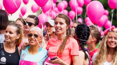 В Вильнюсе прошел забег, посвященный борьбе с раком груди