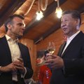 Macronas Xi Jinpingui įteikė labai simbolišką dovaną 