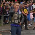 Naujosios Zelandijos baikeriai atliko haka šokį, skirtą susišaudymo aukoms pagerbti