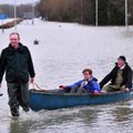 Potvynių Didžiojoje Britanijoje pasekmes pajus visi