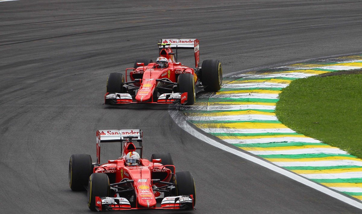 "Ferrari" komandos atstovai - trasoje