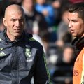 Z. Zidane'o žinutė PSG ir „Man United“: C. Ronaldo – neliečiamas