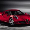 „Alfa Romeo“ atskleidė, kaip atrodys gamybai paruoštas sportinis 4C kupė