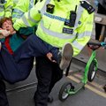 Londoną paralyžiavo protestai, sulaikyta beveik 300 žmonių