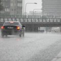 В субботу улицы Вильнюса затопил сильный ливень