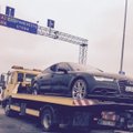 Atgabentas dingusios merginos automobilis „Audi A7“, vaizdas sukėlė naujų versijų