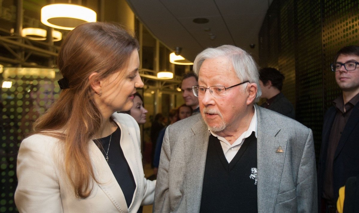 Monika Navickienė, Vytautas Landsbergis