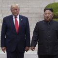 ФОТО, ВИДЕО: Трамп первым из действующих президентов США ступил на территорию Северной Кореи