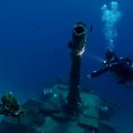 Povandeninis muziejus vilioja nardytojus tankais ir kita karine technika
